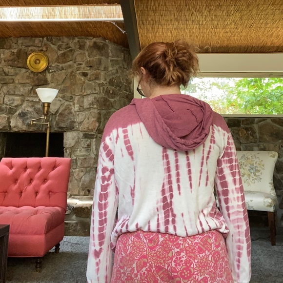 Sweatshirt - Picture 3 of 3